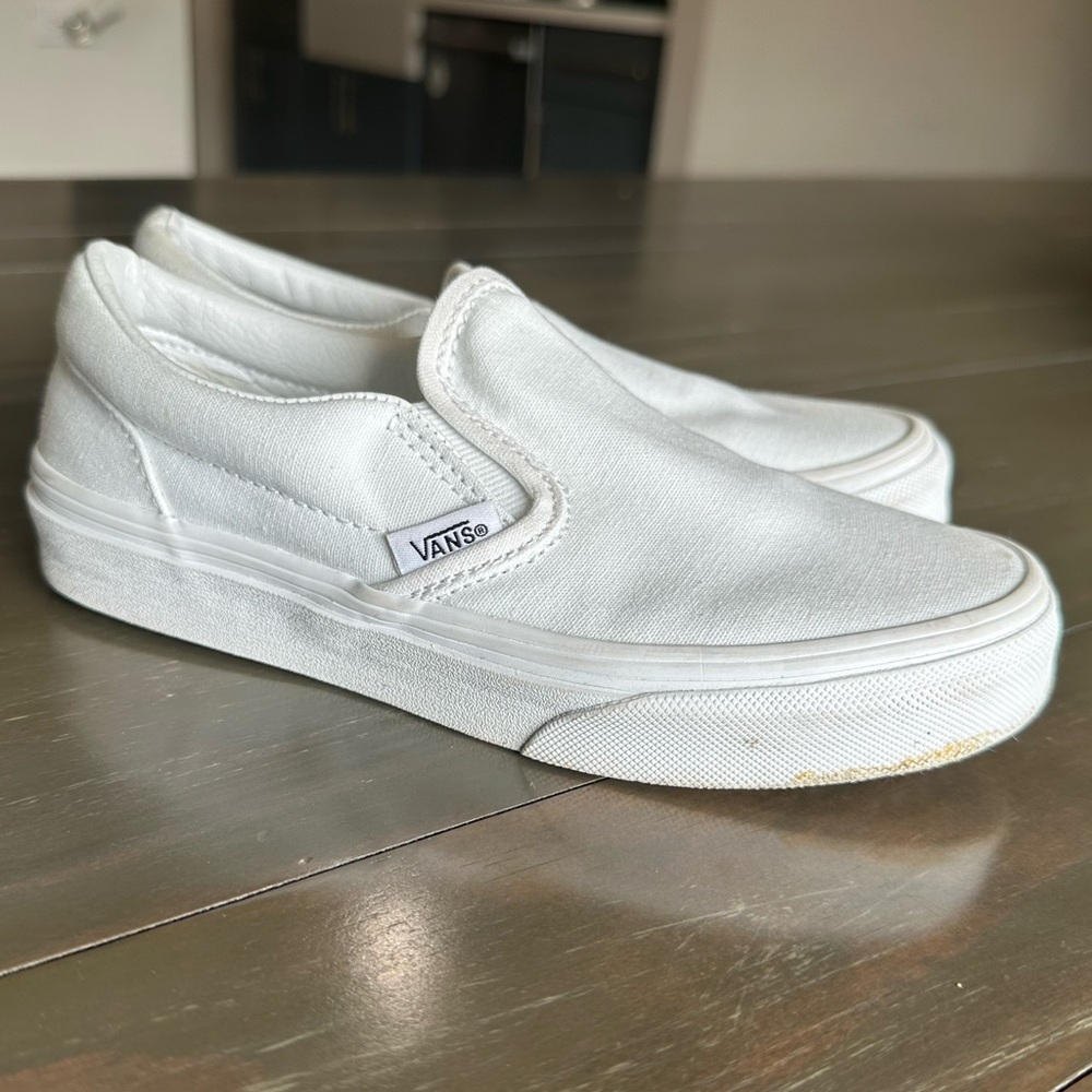 White Girls Vans. Good Used Condition. Size 2.